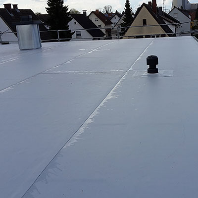 Referenzen Flachdächer - Dachdecker Gebrüder Leupold